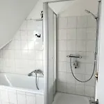 Apartament Modern Mit Schoenem Ausblick