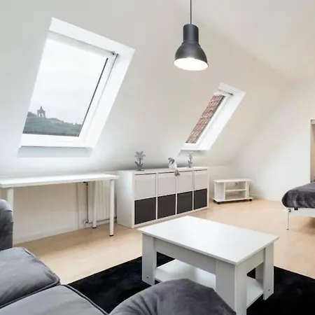 Modern Mit Schoenem Ausblick Apartman *