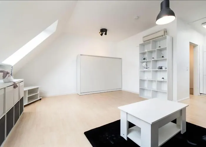 Modern Mit Schoenem Ausblick דירה פורטה וסטפאליקה